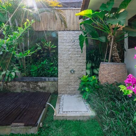 Villa Aveli Seminyak By Best Deals Asia Hospitality Екстериор снимка
