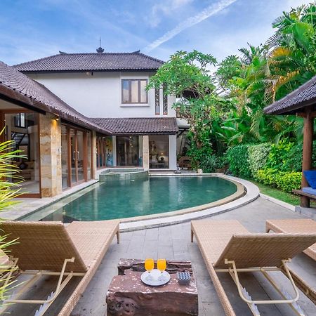 Villa Aveli Seminyak By Best Deals Asia Hospitality Екстериор снимка