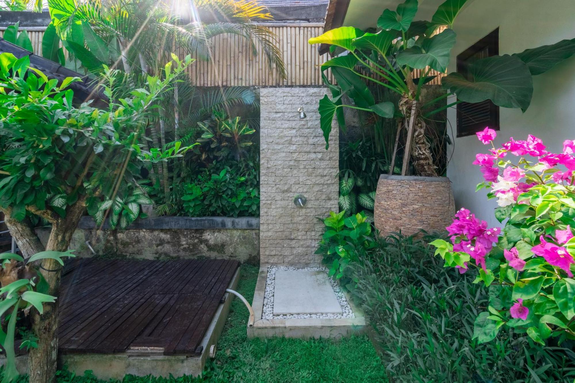 Villa Aveli Seminyak By Best Deals Asia Hospitality Екстериор снимка