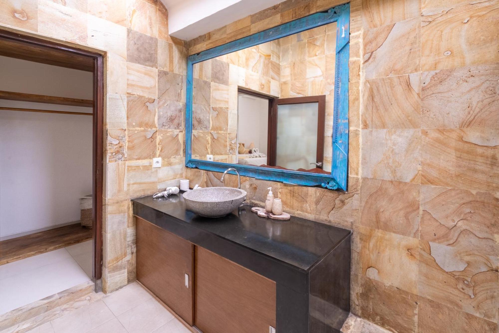Villa Aveli Seminyak By Best Deals Asia Hospitality Екстериор снимка
